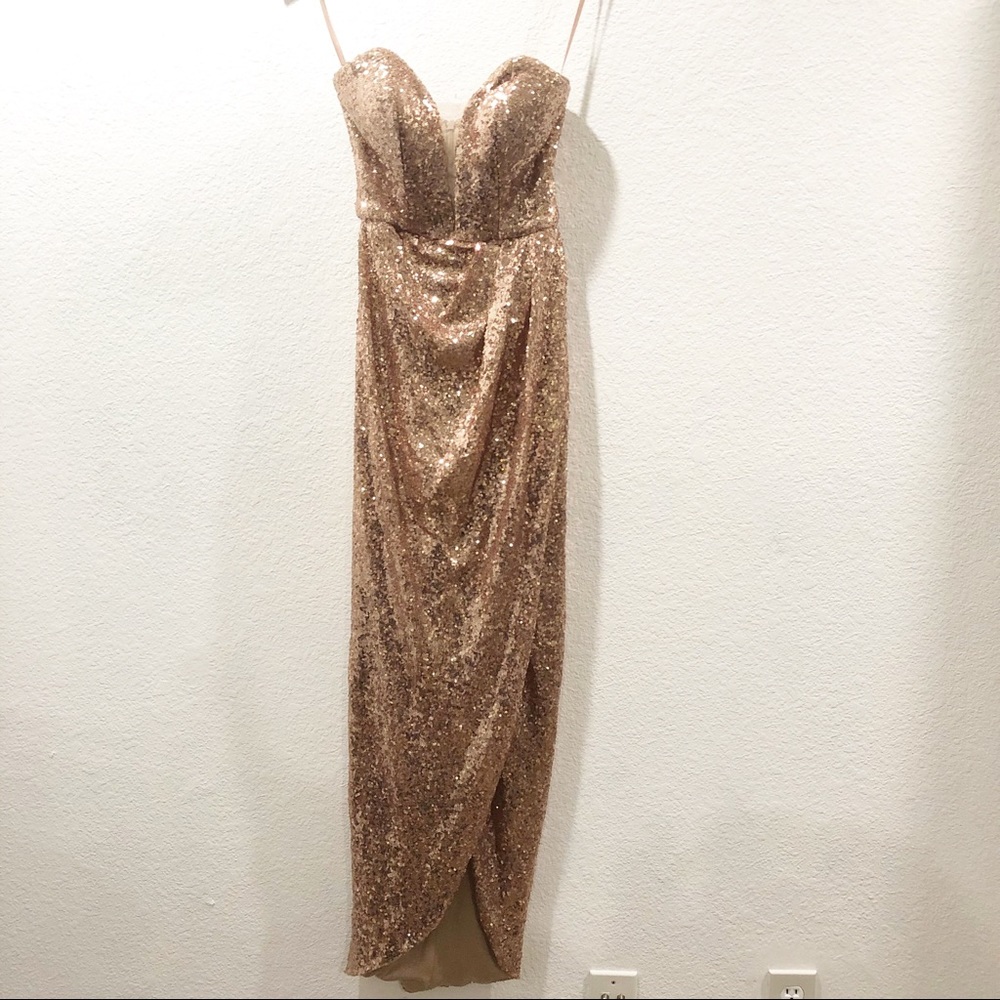 NWOT LA FEMME ROSE GOLD SEQUIN DRESS